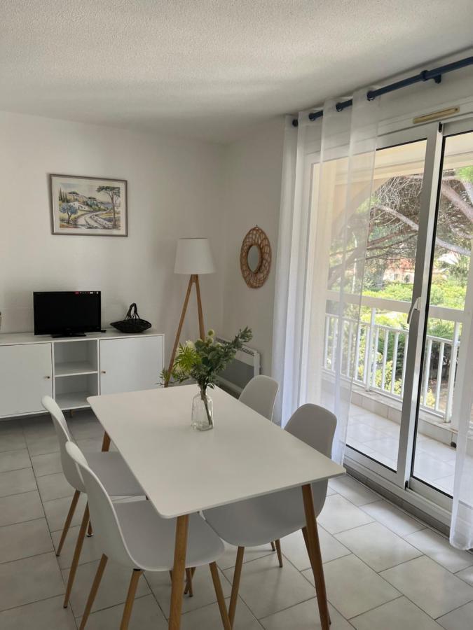 Superbe Appartement Cosy Vue Mer Pieds Dans L'Eau Cavalaire-sur-Mer Εξωτερικό φωτογραφία